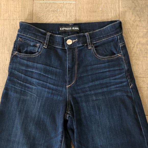 Express Dark Wash High Rise Wide Leg Crop - Picture 2 of 8